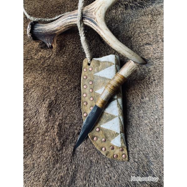 couteau am�rindien d'artisan / bois de cerf, lame acier carbone 1095