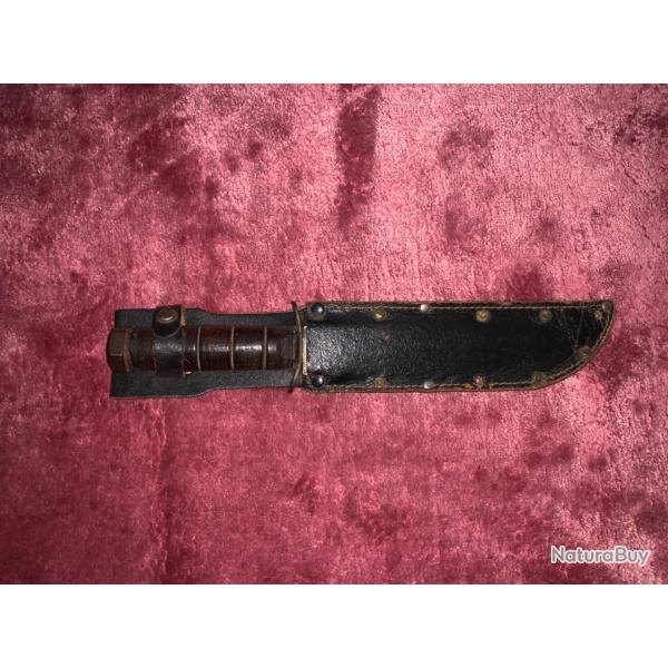 Poignard style Ka Bar , marqu� US 42 .