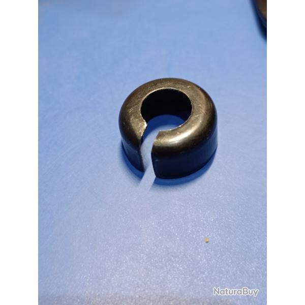 OBTURATEUR OU BOUCHON DE TUBE CHARGEUR  BLOCAGE RESSORT CALIBRE 12..........reft04