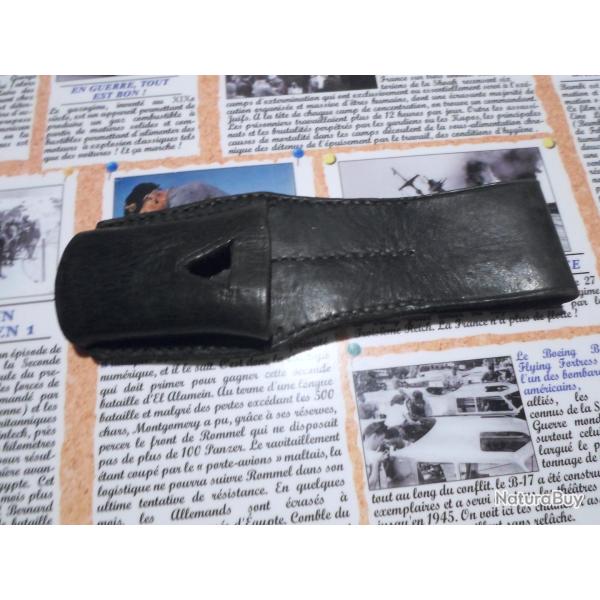 GOUSSET EN CUIR. BON ETAT POUR BAIONNETTE 98K