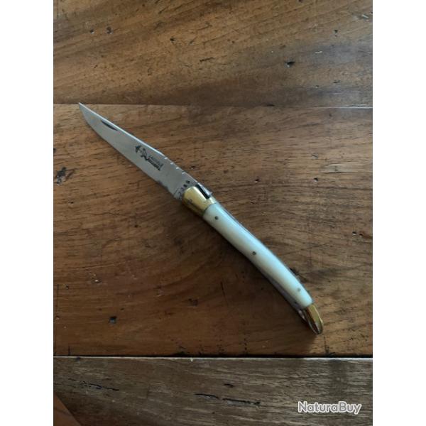 Beau Laguiole Rossignol neuf .