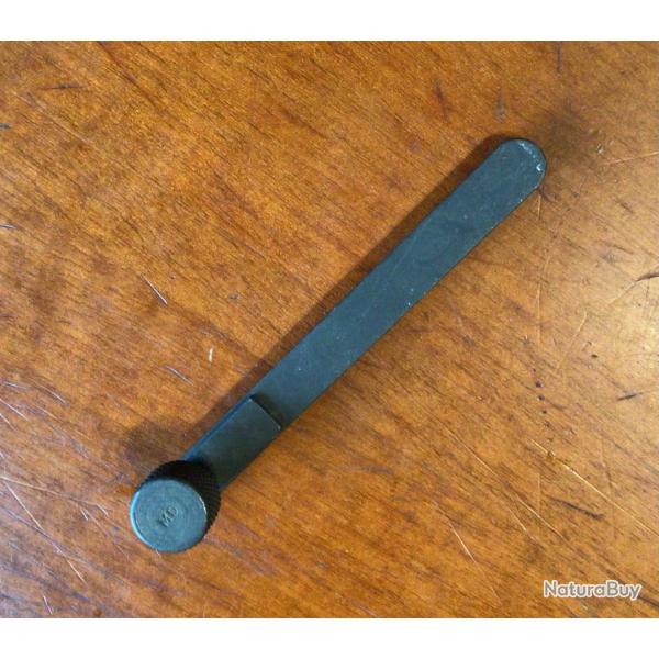 Levier d'armement mat49