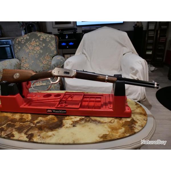 WINCHESTER JHON WAYNE CAL 32/40