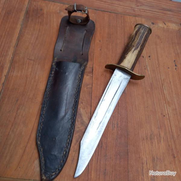 Solide Couteau de Chasse ARTISANAL Manche en Bois de Cerf avec �tui en cuir