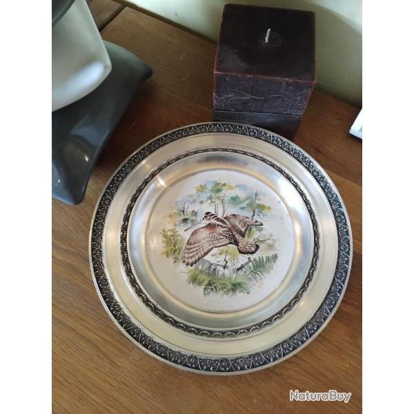 Assiette en �tain b�casse