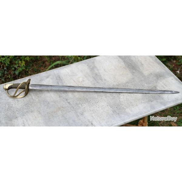 Sabre de cavalerie l�g�re troupe mod�le 1882 transform� 1883 SF garde � trois branches RFHER24SAB004