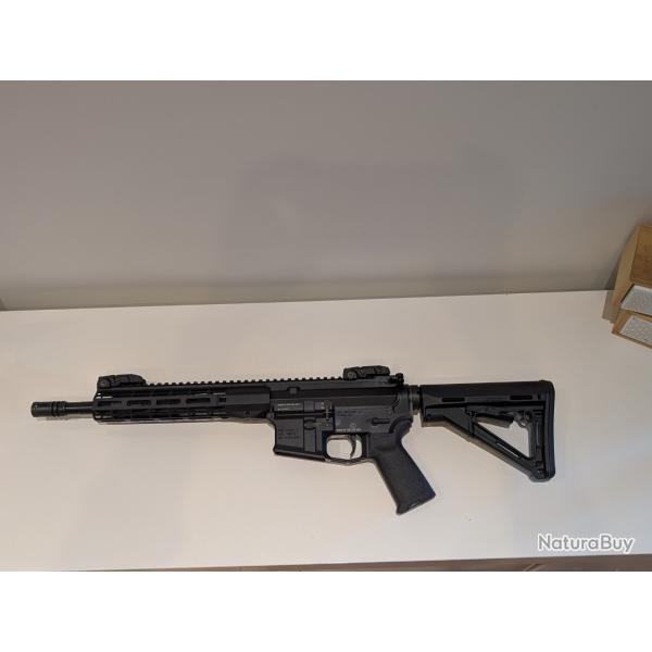 Carabine Aero Precision AR15 M4E1 11,5" Cal. 223 Rem + organes de vise Magpul