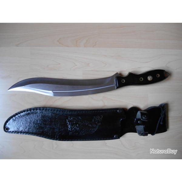 Couteau type Khukuri