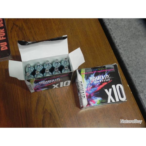 UNE BOITE DE 10 CARTOUCHES DE CO2 "POWAIR"