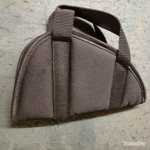 Etui noir pour arme de poing