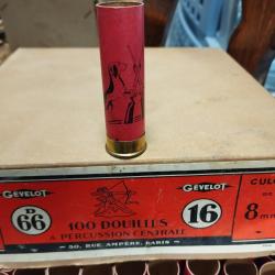 Carton complet de douilles neuves calibre 16 amorc&eacute;s .
