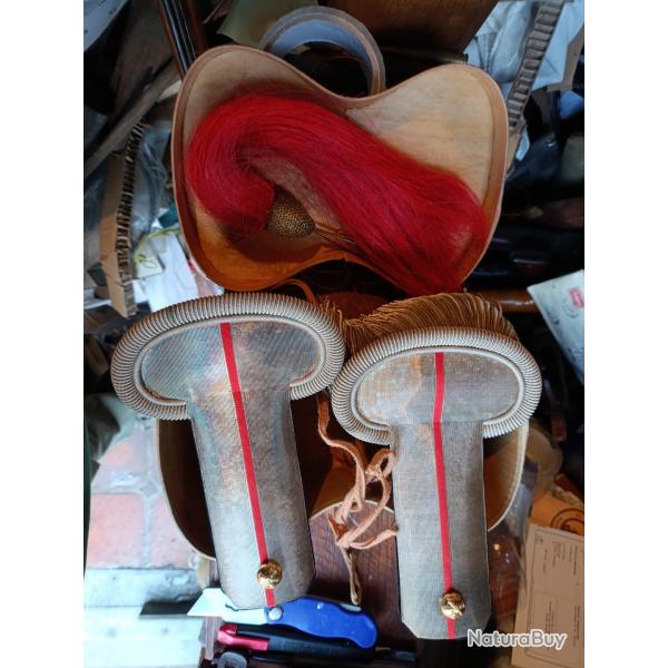 �paulettes et attribution de shako adjudant