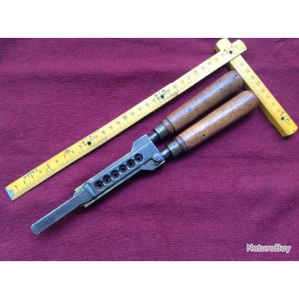 Massif moule � balles en laiton ou bronze, cal 9mm.