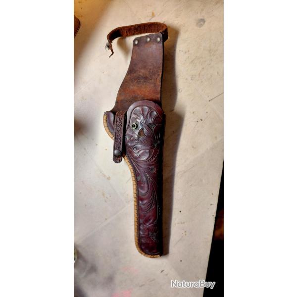 Etui de ceinturon style WESTERN belle qualite en cuir tres ouvrag pour replique genre  NEW ARMY