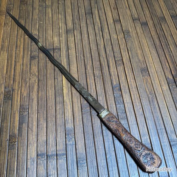 GRANDE DAGUE KRISSE LAME MARQU�E LONDON