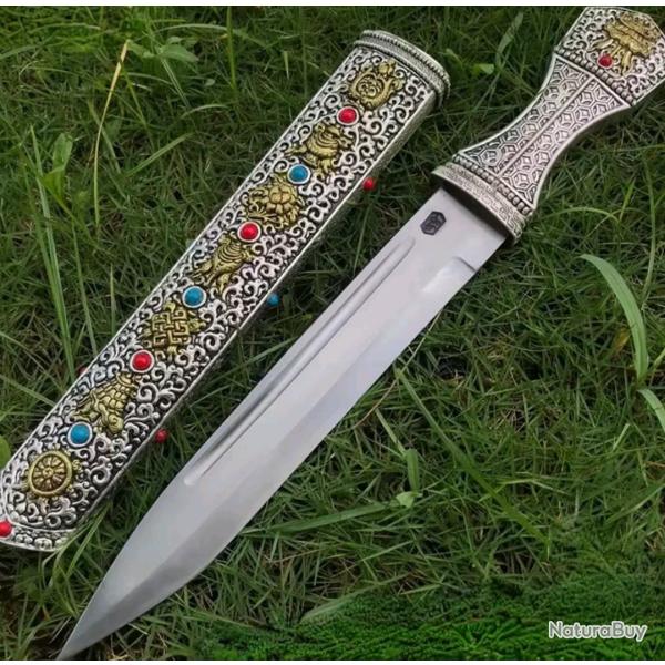 DAGUE TIB�TAINE FORG�E � LA MAIN - UNE PI�CE RARE ET PUISSANTE. Acier ressort