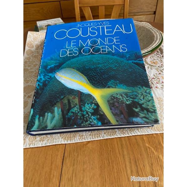 livre le monde des ocans J.Y Cousteau