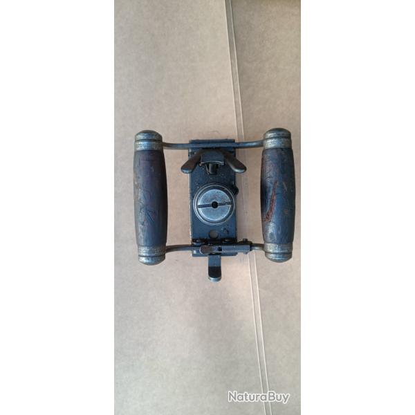 poign�e - detente mitrailleuse browning M2 cal 50