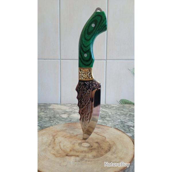 Couteau de d�coration ou collection ou cuisine  avec �tui neuf