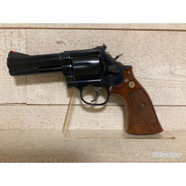 Revolver Smith & Wesson Mod 586. Calibre 357 MAG . Canon 4". Occasion.