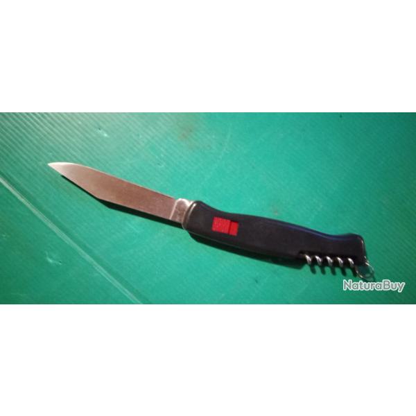 ANCIEN COUTEAU SUISSE  WENGER  DELEMONT   RANGER . PARFAIT FONCTIONNEMENT .