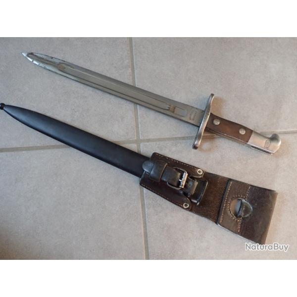 462425 Baionnette Suisse : fusil Rubin Schmidt 1889, 89/96 - Mdle 1900 � ergot. Avec porte fourreau