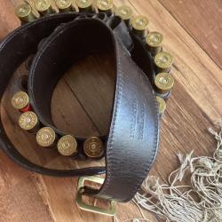 Cartouchi&egrave;re Holland et Holland longueur 120 cm 25 cartouches