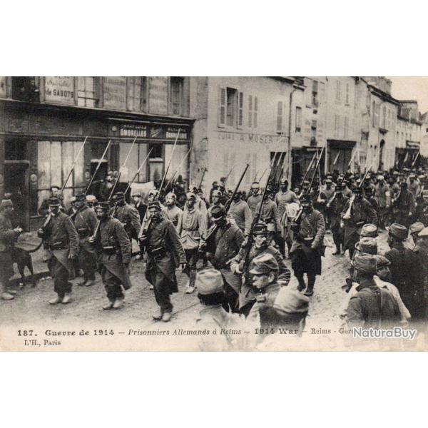 CPA -  Guerre 1914 - Prisonniers Allemands � ReimsN�4232