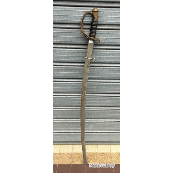 Sabre d'officier de cuirassiers et dragons modle 1854-1882.