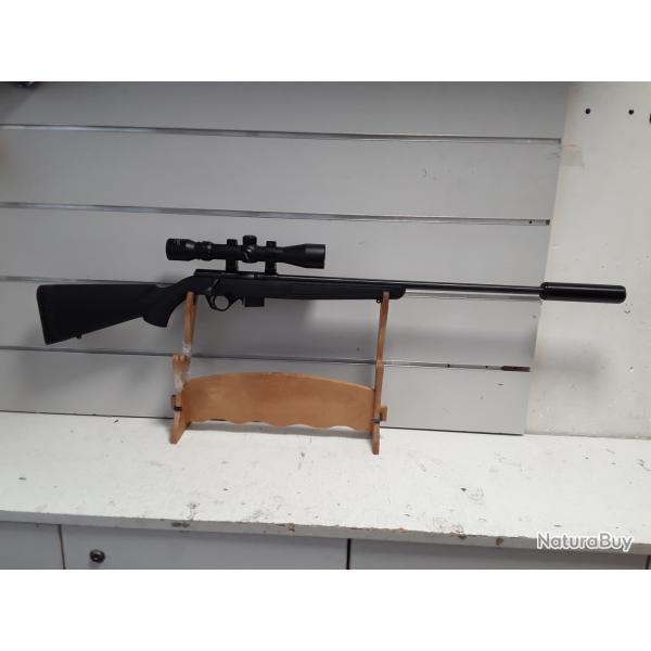 Carabine Mossberg INT'L 817 cal.17hmr synth�tique can.54cm + silencieux + lunette 3-9x40
