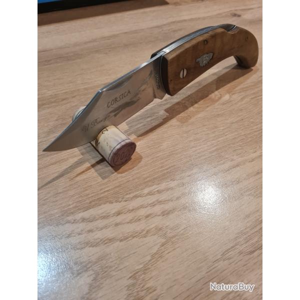 Couteau corse(U Bizzagru)