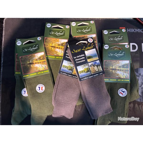 magnifique lot de 8 paires de chaussettes haute 39/42 d�stockage enchere V1