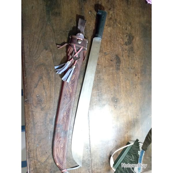 Machette Corneta 35 Salvador