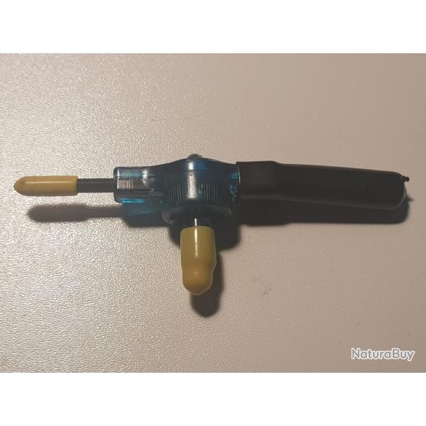 Outil de d�montage pour Dan Wesson canon interchangeable bleu