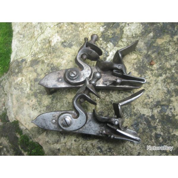 paire de platines a silex en parfait �tat
