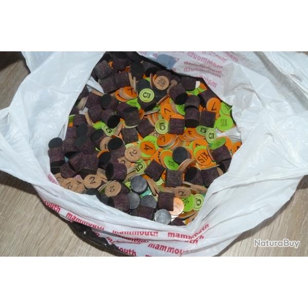 Lot de cartons et bourres anciens calibre 12