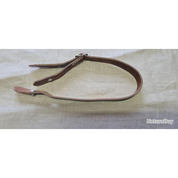 Jugulaire pour casque  dat�e 1944 WW2