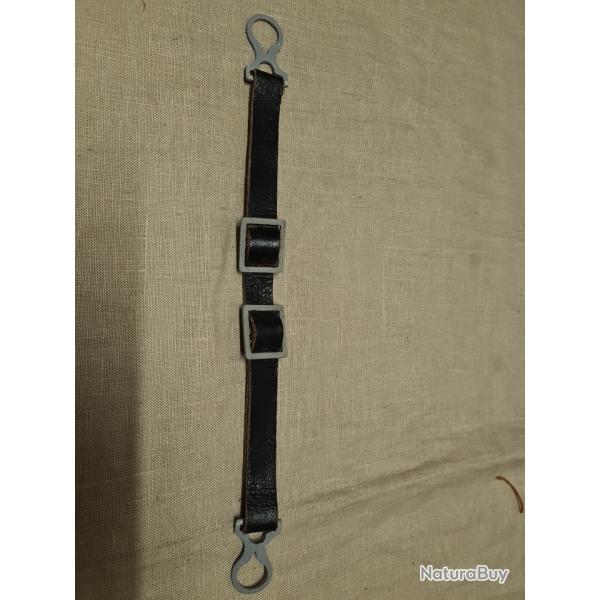 Jugulaire fer pour casque � pointe cuir �pais WW1   ( 6F )