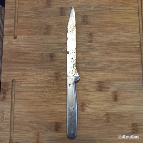 Grand couteau artisanal en alu, lame m�tal sans marquage, � nettoyer