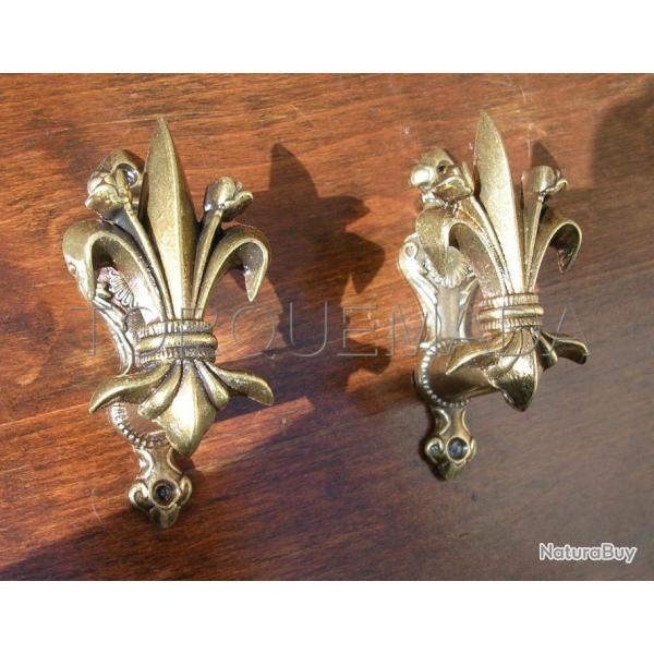 Lot 2 pat�res chasse Fleur de Lys Dor�es/porte fusil