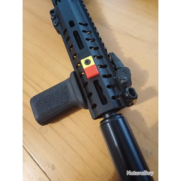 Clip Couvre rail M-lok - Drapeau Belge Noir Jaune Rouge