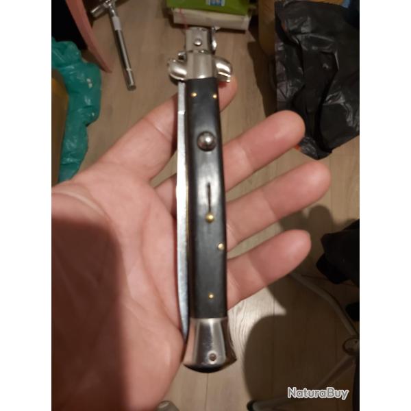 Long couteau ancien � cran d arret, stiletto splendide