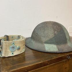 WW1 Casque US M17 camoufl&eacute; anglaise + Ceinturon am&eacute;ricaine M1910 + &eacute;tiquette d'&eacute;quipement Mod. 1919