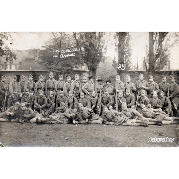 CPA -Photo - Un Groupe Soldats - N�4238