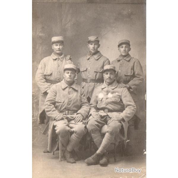 CPA -Photo - Un Groupe Soldats - N�4240