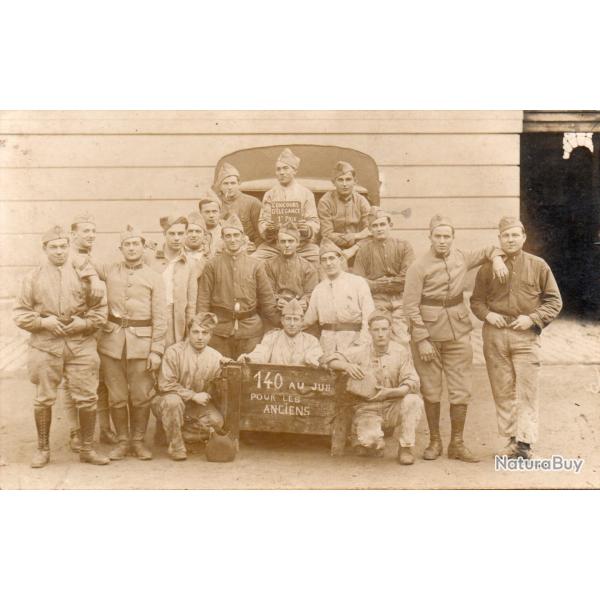 CPA -Photo - Un Groupe Soldats - N�4242