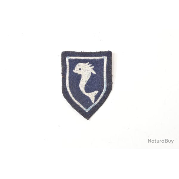 Patch brod� 10e Cuirassiers Dauphin sur fond bleu marine fonc�