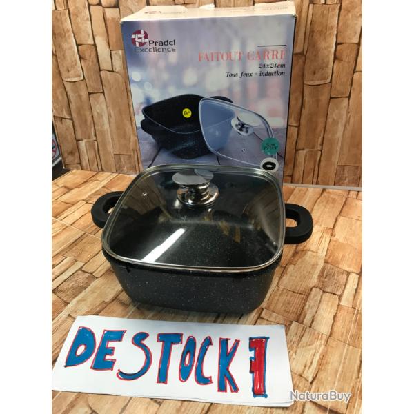 Faitout carr� 24x24 cm sans PFOA