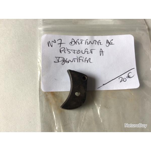 VENDU PAR LE-CUIRASSIER N 7 DETENTE DE PISTOLET  IDENTIFIER TYPE 6,35/7,65 MM