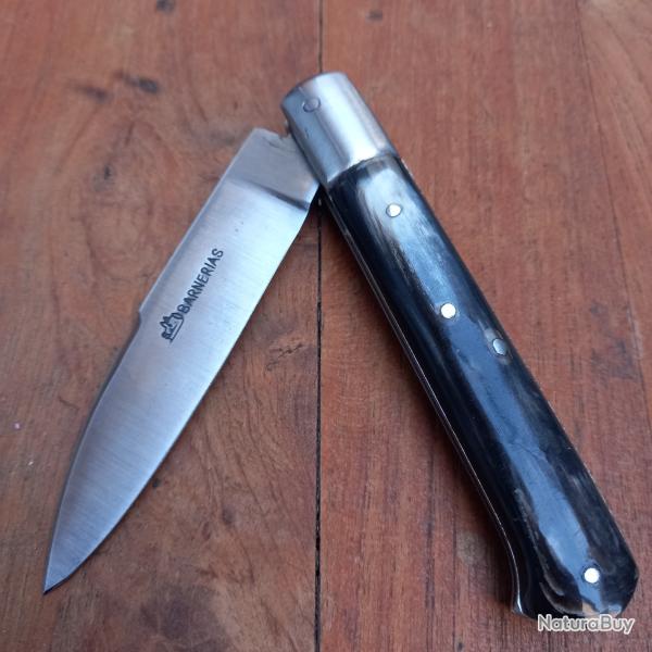Joli Couteau YSSINGEAUX BARNERIAS  Manche en Corne